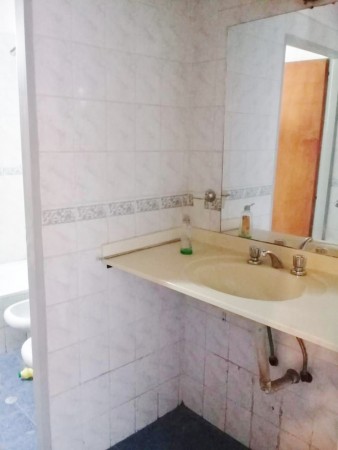 SE VENDE CASA ZONA PARACAO 3 DORMITORIOS