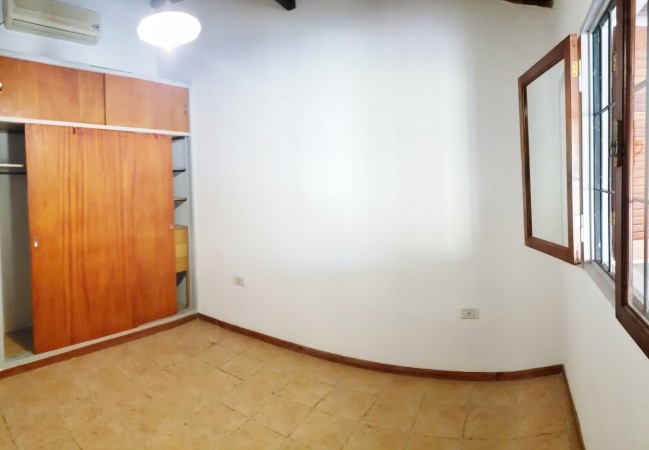 SE VENDE CASA ZONA PARACAO 3 DORMITORIOS