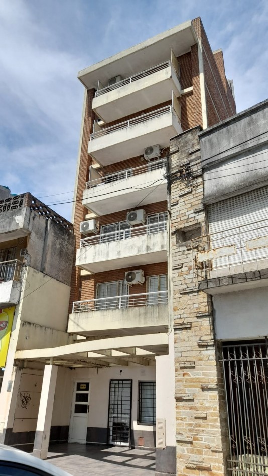 EN VENTA DEPARTAMENTO UN DORMITORIO CON ASCENSOR DENTRO DE BOULEVARES