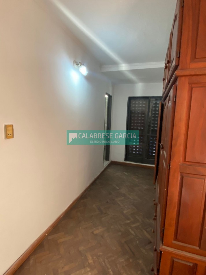 SE VENDE CASA ZONA MICRO CENTRO