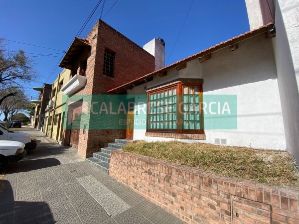 SE ALQUILA CASA ZONA CENTRO