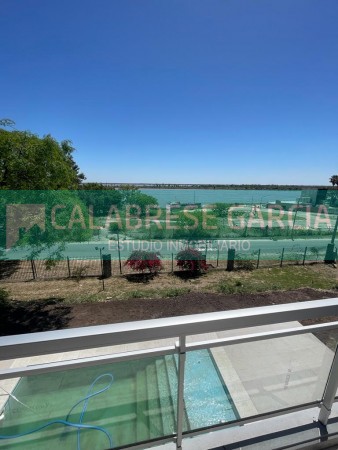 SE VENDE CASA A ESTRENAR PUERTO URQUIZA